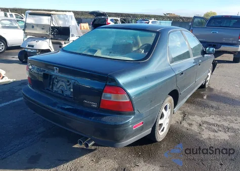 1995 Honda Accord Ex from USA, damaged, VIN 1HGCD565XSA158037